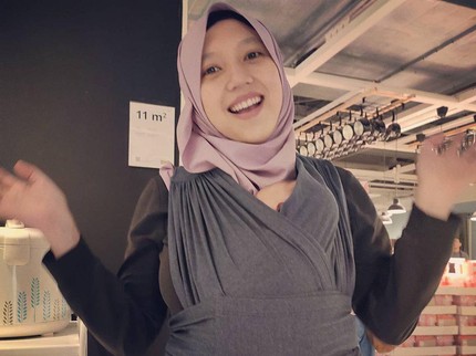 Kisah Sukses Santika Pemilik Rental Freezer ASI, Omzet Nyaris Rp150 Juta Sebulan