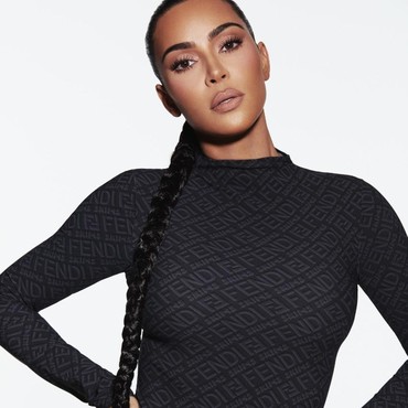 Selain Camila Cabello, 5 Artis Ini Pernah Alami Insiden Malafungsi Busana