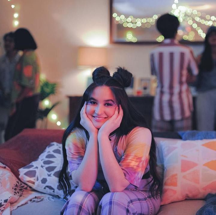 <p>Sejak tahun 2019, Stephanie Poetri resmi bergabung dengan label 88Rising dan memulai debutnya di luar negeri. (Foto: Instagram @stephaniepoetri)</p>