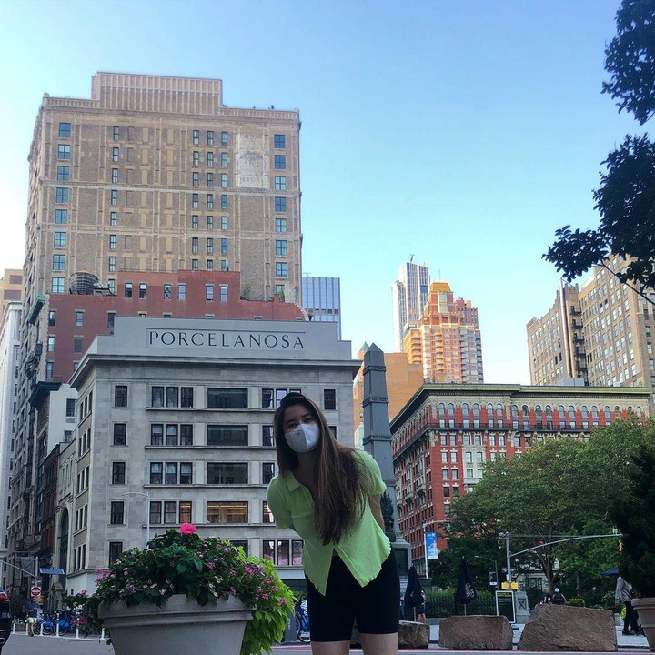 <p>Karier Stephanie Poetri terus berkembang. Ia pun mulai merintis karier di luar negeri, tepatnya di Amerika Serikat. (Foto: Instagram @stephaniepoetri)</p>