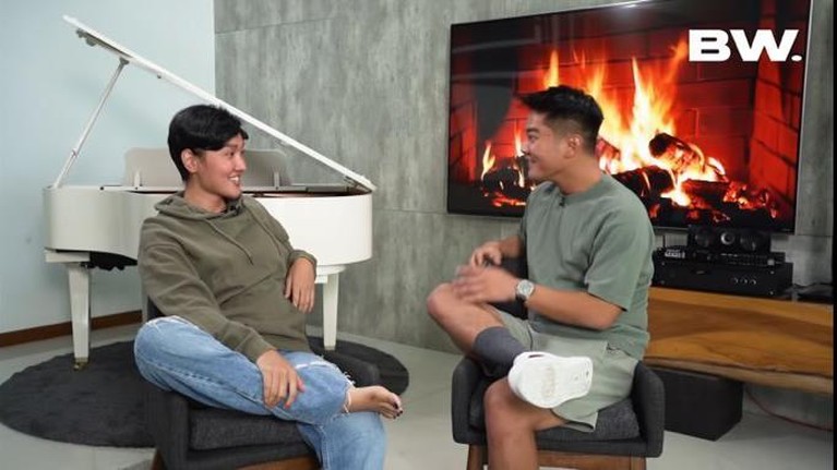8 Potret Lucinta Luna Saat Ngaku Dirinya Muhammad Fatah Lucinta Luna bikin heboh publik karena membuat sebuah pengakuan mengejutkan di YouTube Boy William. Yuk intip potretnya!