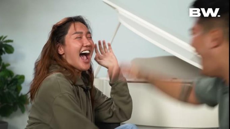 8 Potret Lucinta Luna Saat Ngaku Dirinya Muhammad Fatah Lucinta Luna bikin heboh publik karena membuat sebuah pengakuan mengejutkan di YouTube Boy William. Yuk intip potretnya!