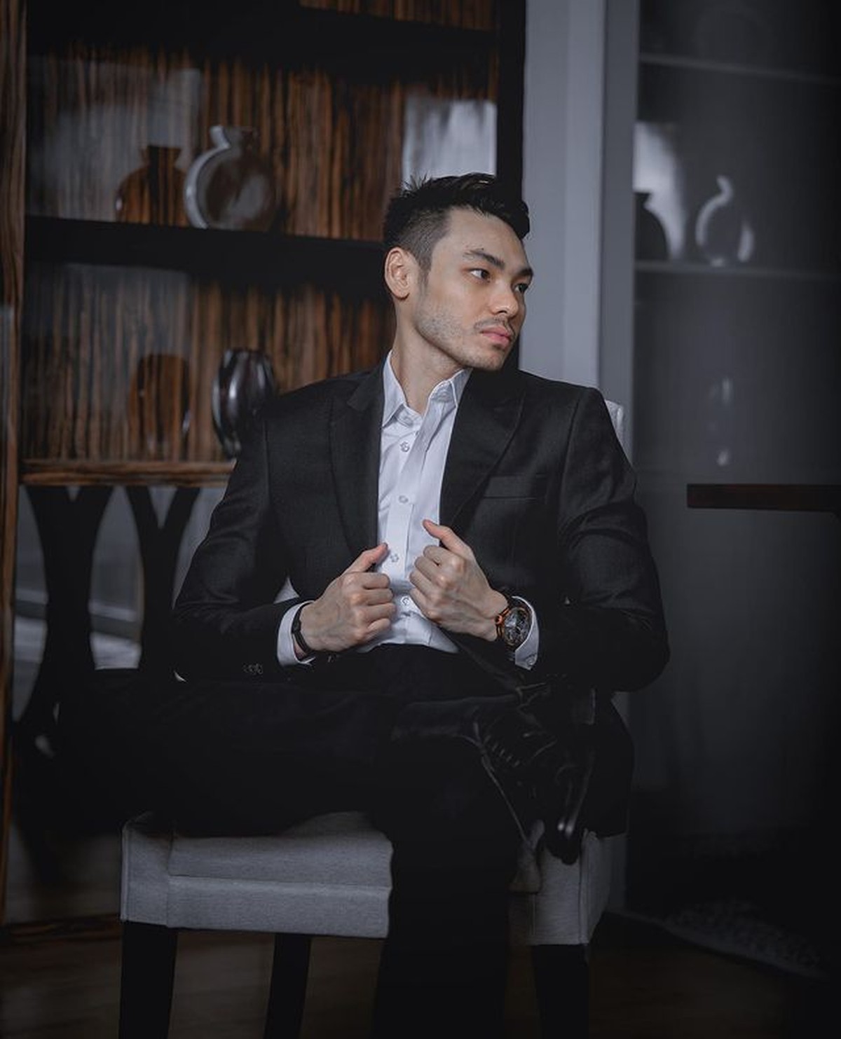 Potret Rob Clinton Kardinal Calon Suami Chelsea Islan