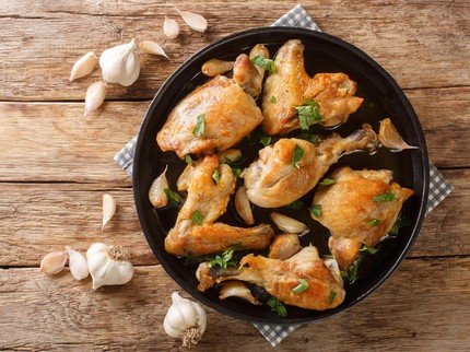 4 Resep Masakan Rumahan, Coba Ayam Goreng Bawang Putih hingga Sayur Kare