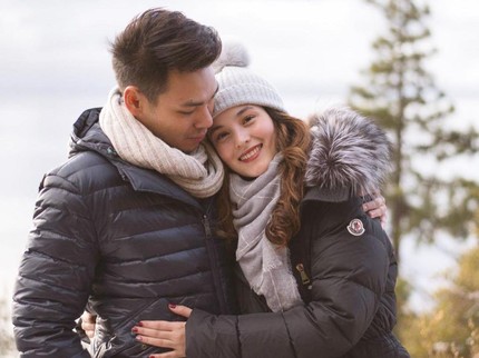 5 Potret Lamaran Chelsea Islan dan Rob Clinton Kardinal di Bali