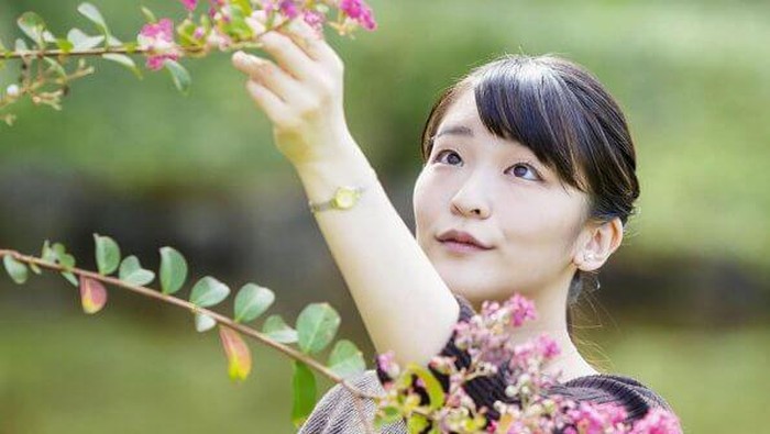 Tak Lagi Jadi Bangsawan Jepang, Putri Mako Kini Tinggal di Apartemen Satu Kamar di New York! Segini Harga Sewanya Tak Lagi Jadi Bangsawan Jepang, Putri Mako Kini Tinggal di Apartemen Satu Kamar di New York! Segini Harga Sewanya