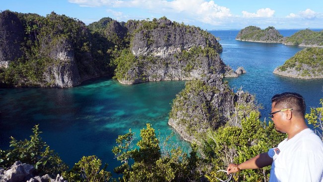 FOTO: Raja Ampat Dibuka Lagi