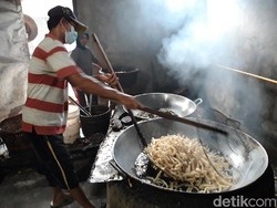 Harga Minyak Goreng Tembus Rp 18 Ribu/Kg, Perajin Kerupuk di Boyolali Menjerit