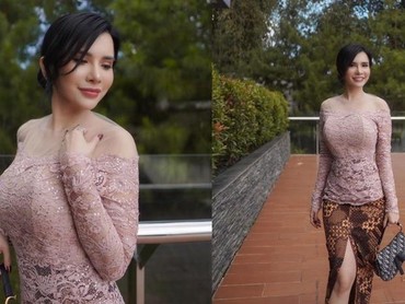 img-title Kerap Tampil Seksi, Intip Maria Vania Saat Pakai Kebaya Sangat Anggun!