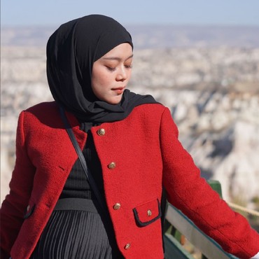 Lirik Lagu Zapin Melayu - Lesti Kejora