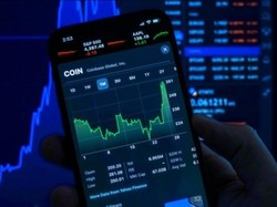 Teknologi Bisa Bikin Orang Makin Melek Keuangan, Begini Caranya