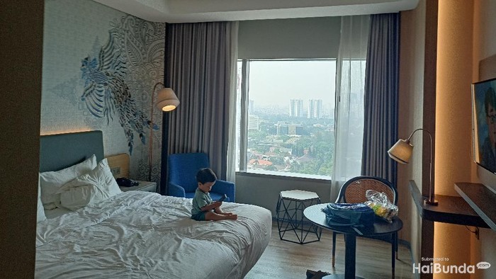 Dalam industri hospitality, tema unik menjadi kunci diferensiasi. Strategi ini meningkatkan pengalaman tamu, loyalitas, dan daya saing hotel di pasar.