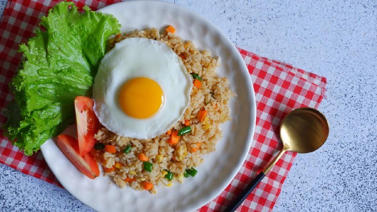 4 Variasi Resep Nasi Goreng Ala Chef Andal Indonesia, Seperti Makan di