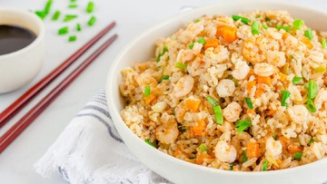 RESEP NASI GORENG ALA CHEF MARINKA: PAKAI NASI MERAH