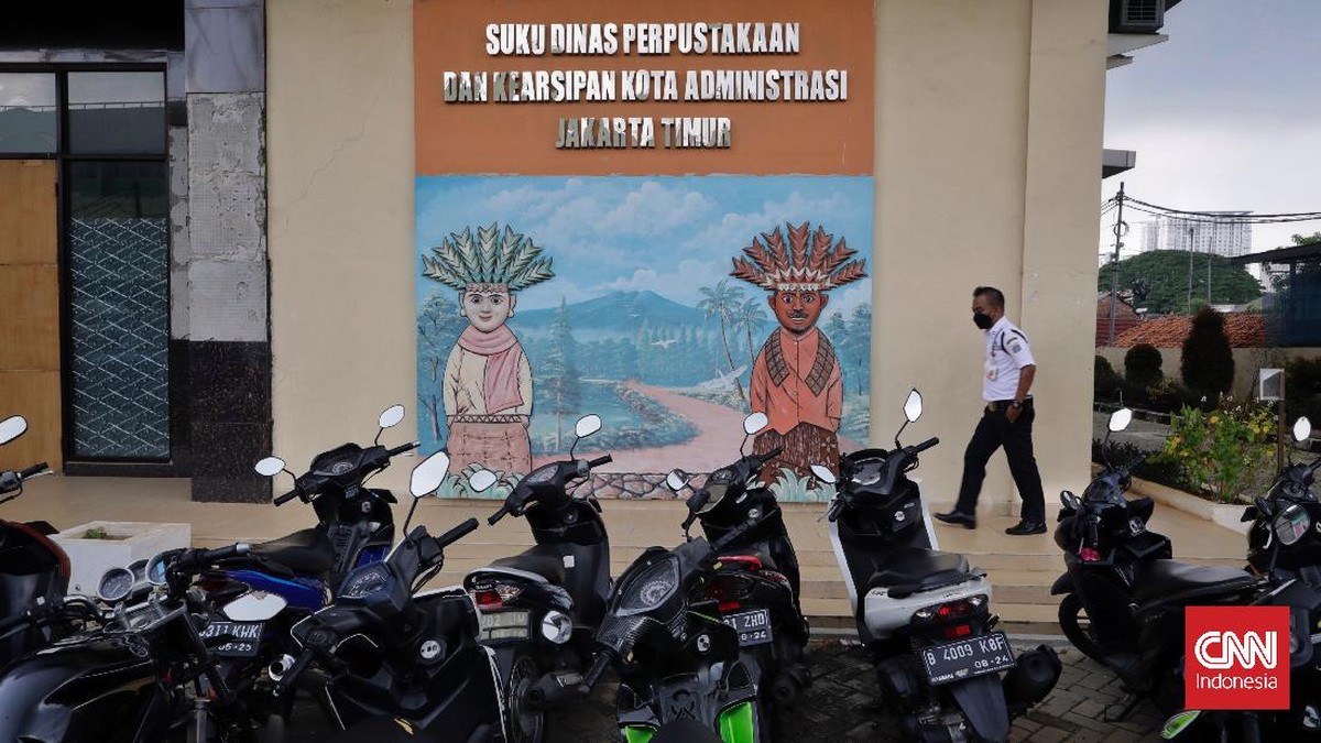 FOTO: Geliat Perpustakaan Jakarta, Buku Tak Bisa Dibawa Pulang