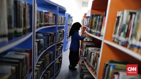 FOTO: Geliat Perpustakaan Jakarta, Buku Tak Bisa Dibawa Pulang
