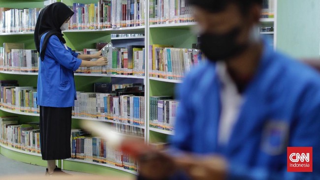 FOTO: Geliat Perpustakaan Jakarta, Buku Tak Bisa Dibawa Pulang