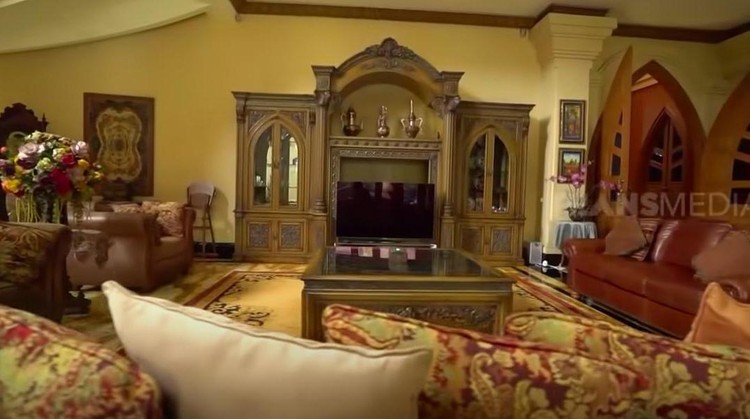Rumah Mewah