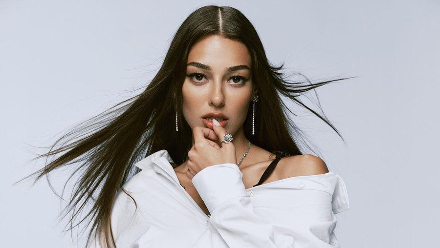 Dilan Cicek Finalis Miss Turki Kepergok Bercinta di Toilet Pria