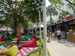 5 Food Park Ini Bisa Kulineran Seru Sambil Main Bareng Anjing Peliharaan