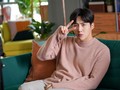 Brand Kembali Tayangkan Iklan Kim Seon-ho Buntut Dispatch
