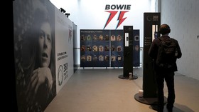 FOTO: Peringatan 75 Tahun Kelahiran David Bowie