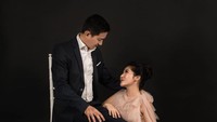 <p>Pebulutangkis Ricky Soebagdja kini hidup bahagia bersama sang istri, Khairunissa Andjani, atau yang akrab disapa Cica. Mereka menikah pada 2 Februari 2021. (Foto: Instagram @cica_andjani)</p>