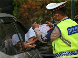 Polisi Minta Sekarung Bawang Kena Blender Kapolda Metro