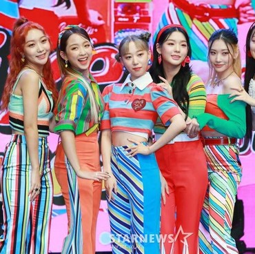 Lirik Lagu Dangerous In Love - Secret Number