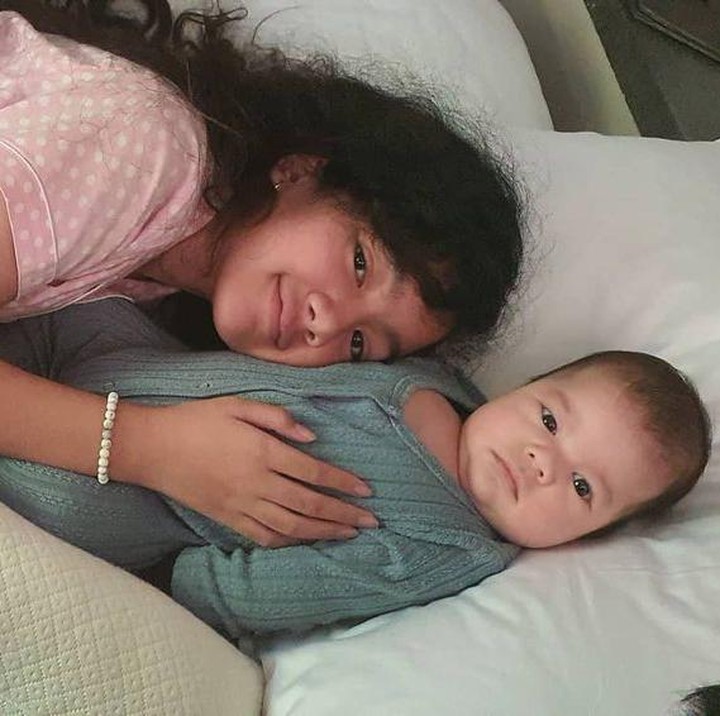 <p>Intip saja potret harmonis Leticia dengan putra bungsu Sheila Marcia, Elijah Jerome Zev Emmanuel. (Foto: Instagram @itssheilamj)</p>