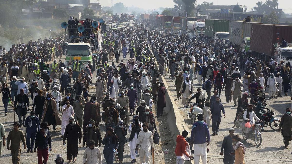 Pakistan Larang Aktivitas Partai Islam TLP, Buntut Bentrok di Lahore