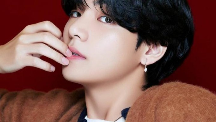Akan Menjadi Pasangan yang Sempurna, 5 Zodiak Ini Cocok dengan V BTS! Salah Satunya Ada Scorpio