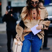 Catat! Inilah Fashion Items Wajib Masuk Koper Saat Traveling