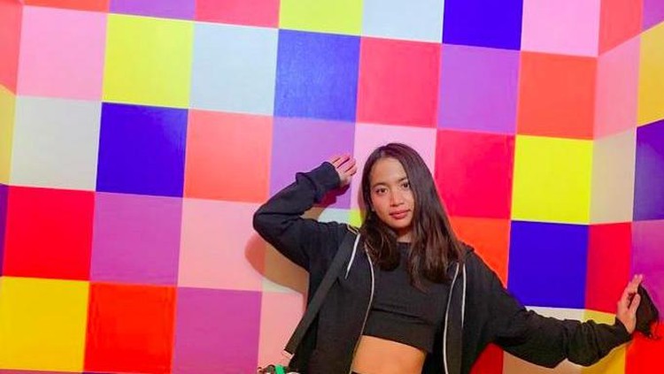 Gabriella Angel, atlet renang