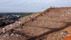 Timbunan Sampah di Bantargebang 40 Meter, Setara Gedung 16 Lantai