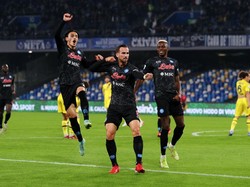 Napoli Libas Bologna Tiga Gol Tanpa Balas