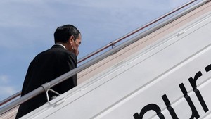 Jokowi Bertolak ke Bali di Penghujung Rabu Pon