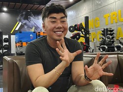 Buka-bukaan Roy Kiyoshi Soal Dagu Beauty Blender dan Suntik Filler