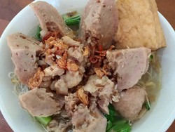 Slurpp! Ini 5 Bakso Kuah Bening yang Gurih Mantap di Depok