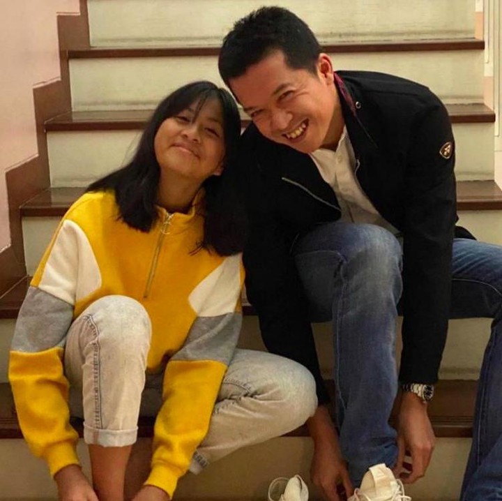 <p><em>"With my forever baby daughter,"</em> tulis Taufik Hidayat, di salah satu caption-nya di Instagram. Manis banget ya, Bun? (Foto: Instagram @taufikhidayatofficial)</p>