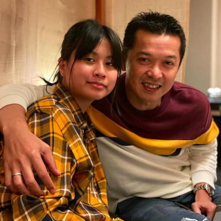 <p>Natarina Hidayat baru saja berulang tahun ke-14 pada bulan Agustus lalu. untuk mengenang momen tersebut, Taufik Hidayat mengunggah momen spesial bersama putrinya. (Foto: Instagram @taufikhidayatofficial)</p>