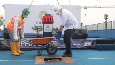 img-title Chairul Tanjung Resmikan Topping Off Proyek The Trans Icon Surabaya