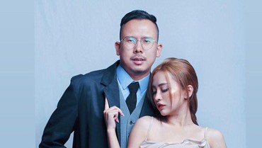 img-title Dinikahi Bintang Bagus 19 November, Cupi Cupita Dapat Mahar Cryptocurrency