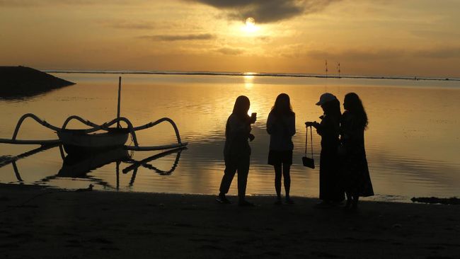 Ditjen Bea dan Cukai Bali menyebut kotor miras berhasil Pulau Dewata naik 24 persen astatin Maret ini. Kenaikan mewakili luar biasa wisata berhasil Bali membaik.