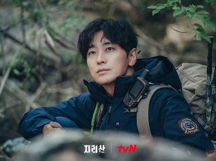 10 Rekomendasi Film dan Drama Korea Ju Ji Hoon Terbaik Rating Tertinggi