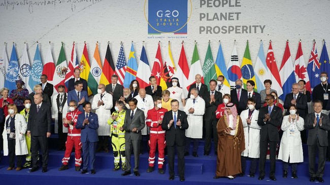 PLN akan menyediakan 20 SPKLU atau pom bensin mobil listrik untuk menyukseskan KTT G20 di Bali pada 2020 mendatang.
