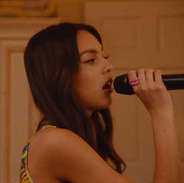 img-title Album SOUR dan Single Drivers License Olivia Rodrigo Kuasai Spotify Selama 2021