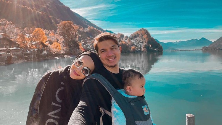 Zaskia Sungkar Irwansyah dan Ukkasya Zaskia Sungkar Irwansyah dan Ukkasya