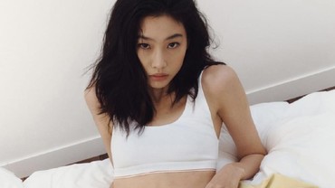 Gabung CAA, Jung Ho Yeon Kini Satu Agensi dengan Brad Pitt
