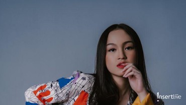 img-title Lebarkan Sayap ke Industri Musik, Sherry Jolieca Rilis Single Pertama